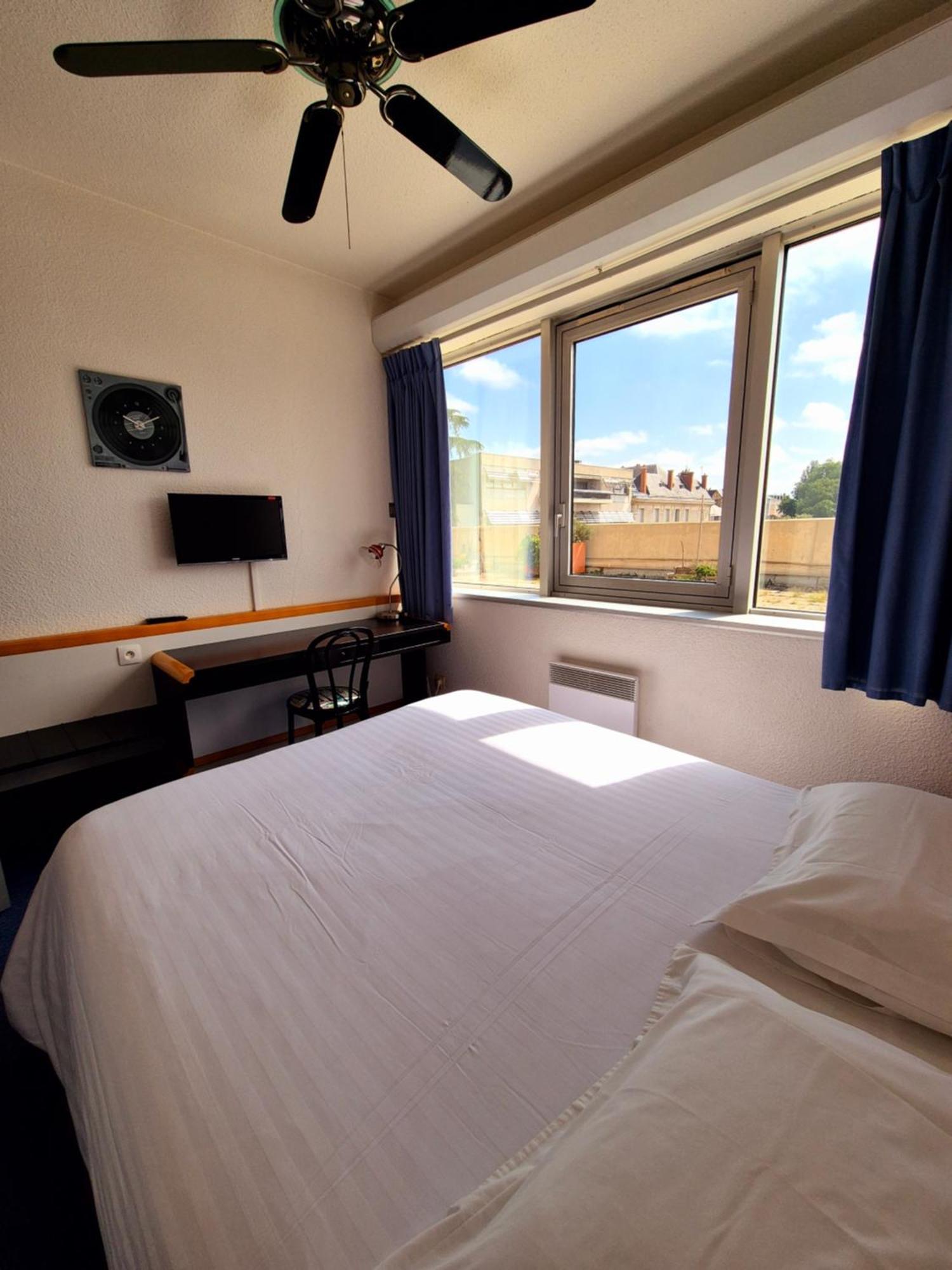 Arche Hotel Vierzon Esterno foto