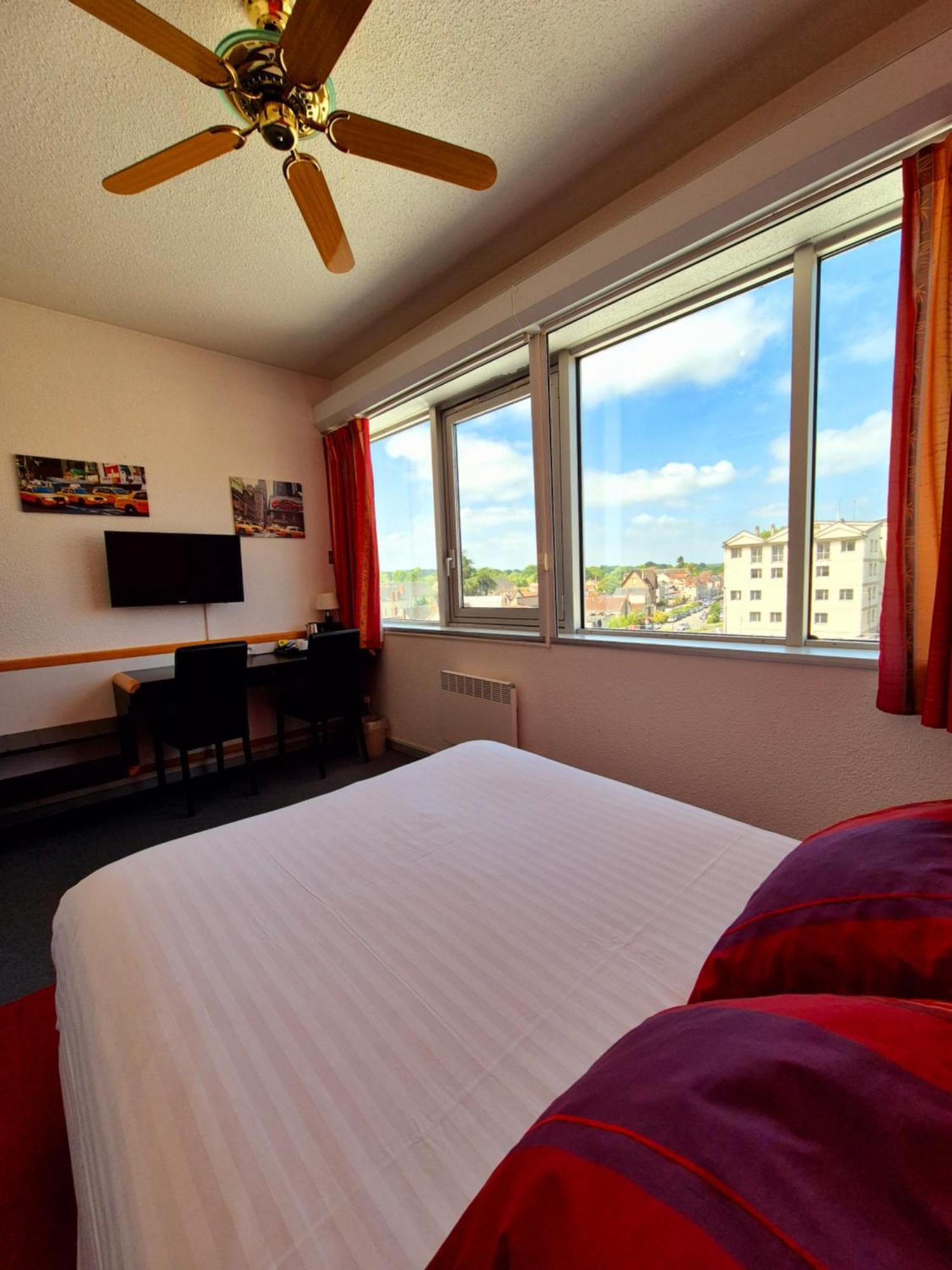 Arche Hotel Vierzon Esterno foto