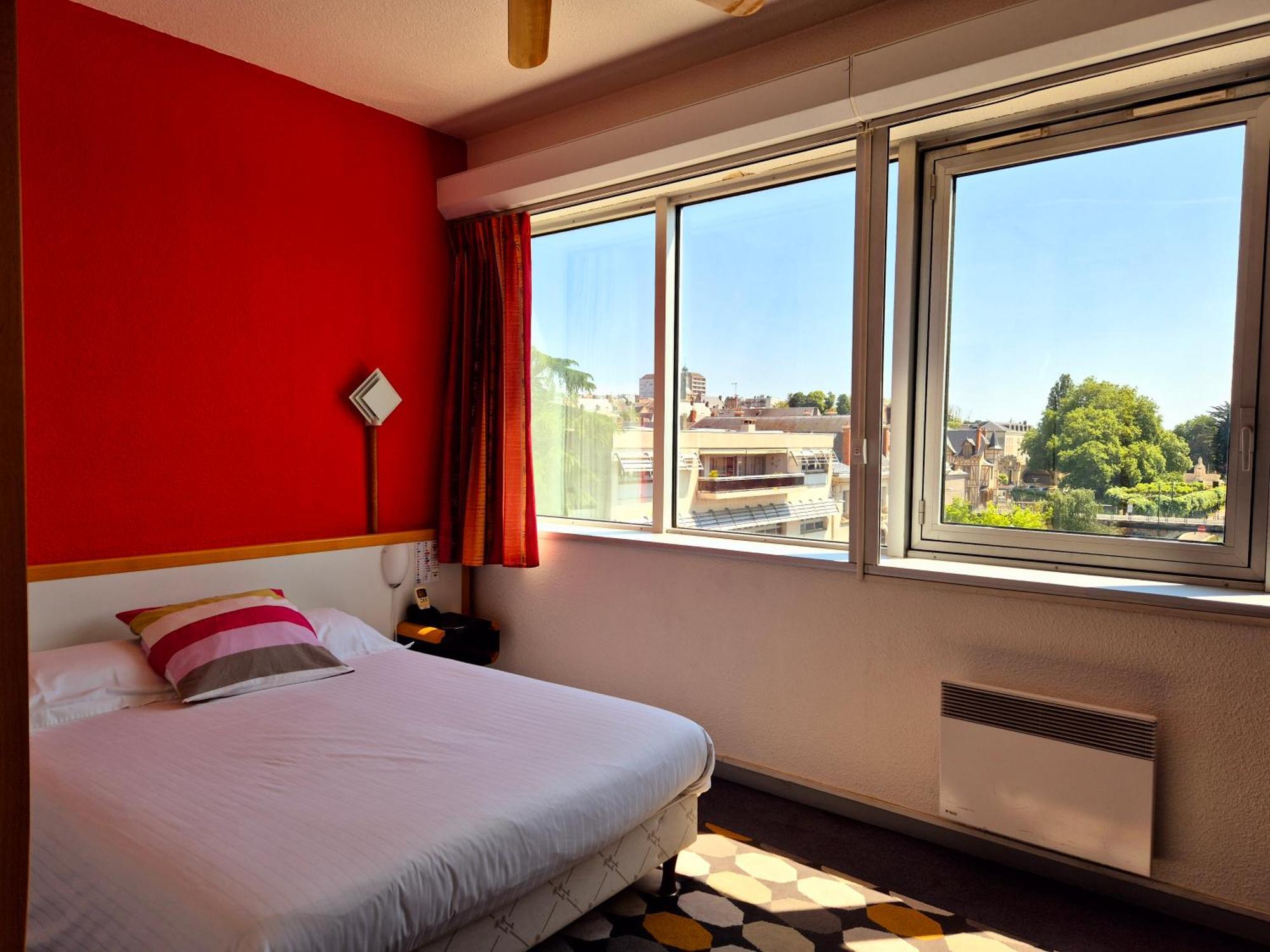 Arche Hotel Vierzon Esterno foto